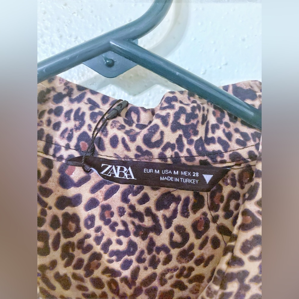 Zara NWT  button down cotton poplin Animal Print Blouse - Picture 4 of 5